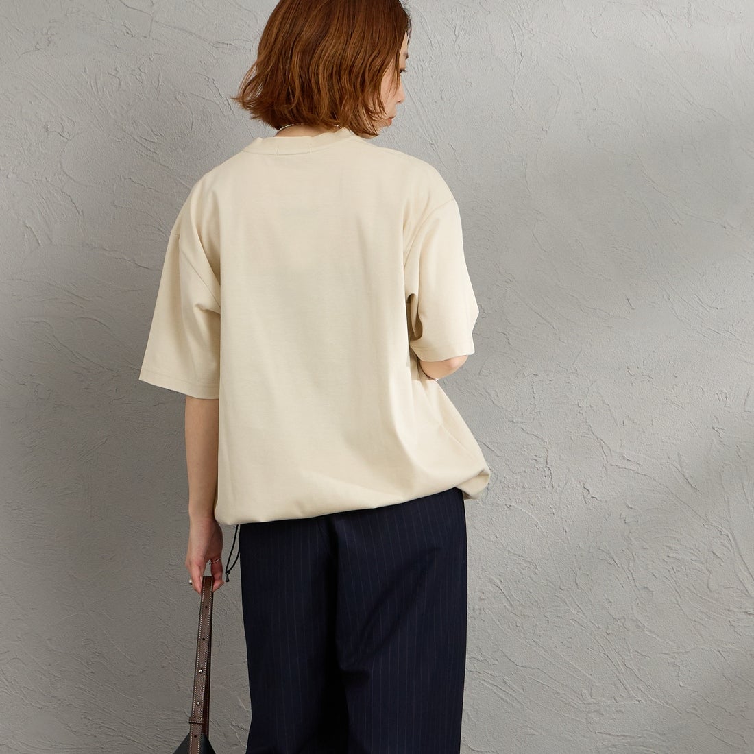 FRED PERRY [フレッドペリー] 別注 ワンポイントロゴ刺繍 ポンチドローコードTシャツ [FPM-26S-022JF] OATMEAL/AN &&モデル身長：158cm 着用サイズ：S&&