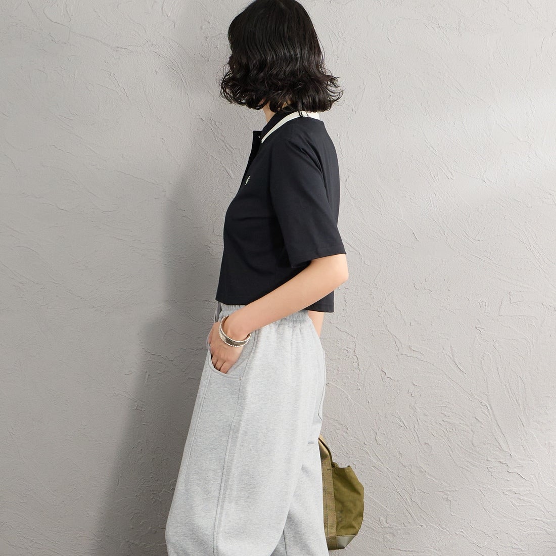 FRED PERRY [フレッドペリー] ボールドティップラインポロシャツ [G2182] 102 BLACK &&モデル身長：162cm 着用サイズ：10&&