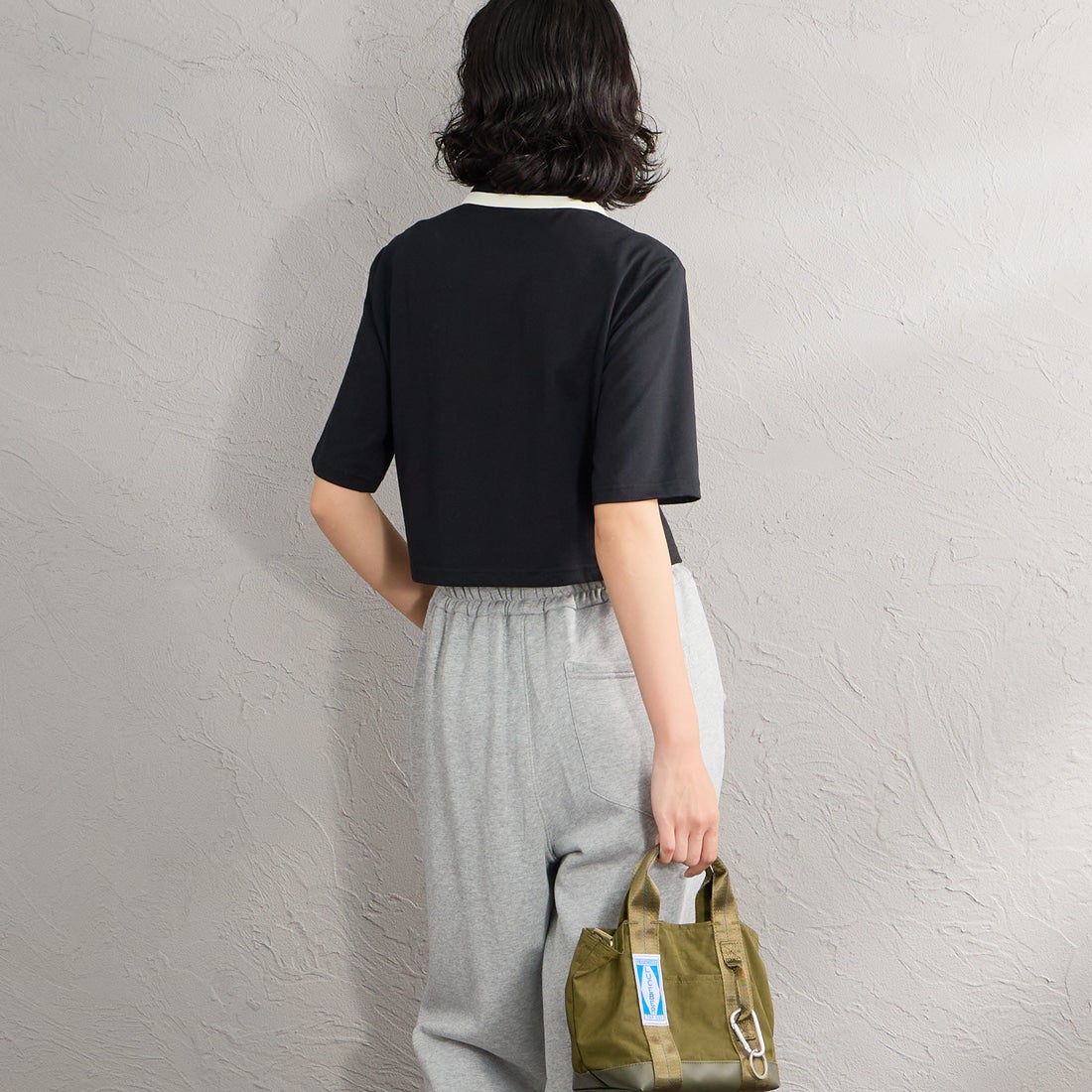 FRED PERRY [フレッドペリー] ボールドティップラインポロシャツ [G2182] 102 BLACK &&モデル身長：162cm 着用サイズ：10&&