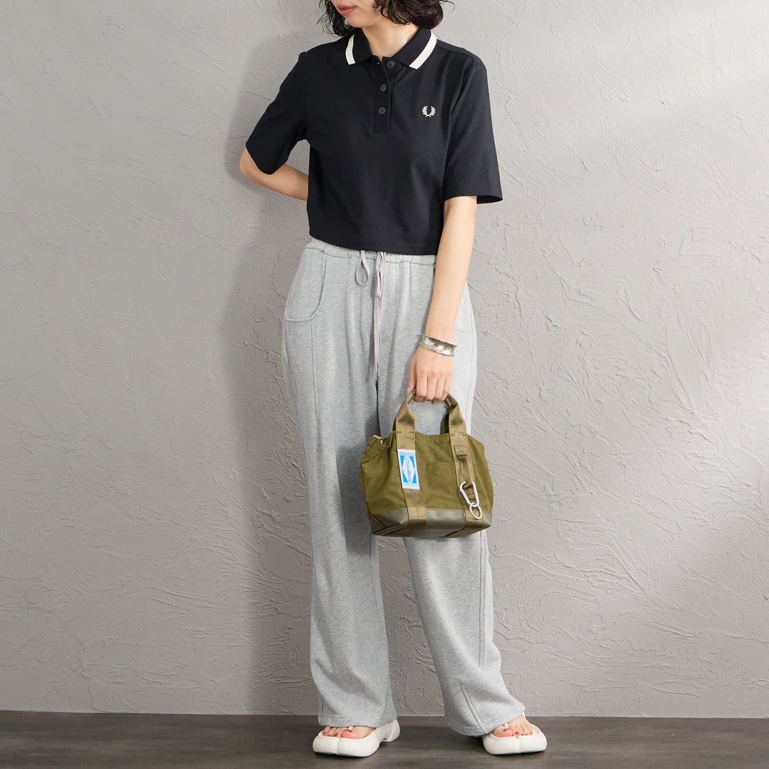 FRED PERRY [フレッドペリー] ボールドティップラインポロシャツ [G2182] 102 BLACK &&モデル身長：162cm 着用サイズ：10&&