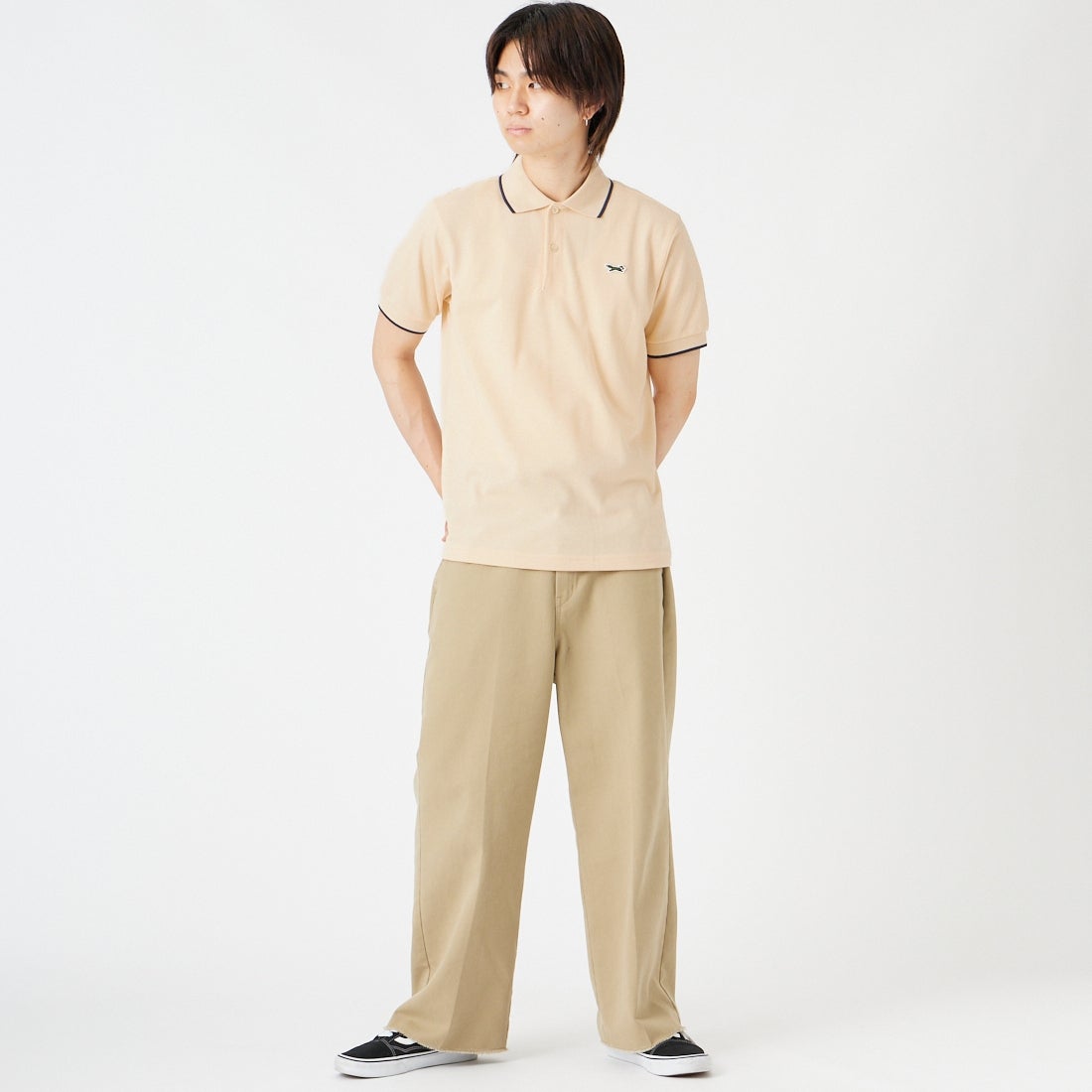 THE FOX [ザフォックス] 別注 ワンポイントロゴ ティップラインポロシャツ [JFU26SS-09-JF] ECRU &&モデル身長：177cm 着用サイズ：M&&