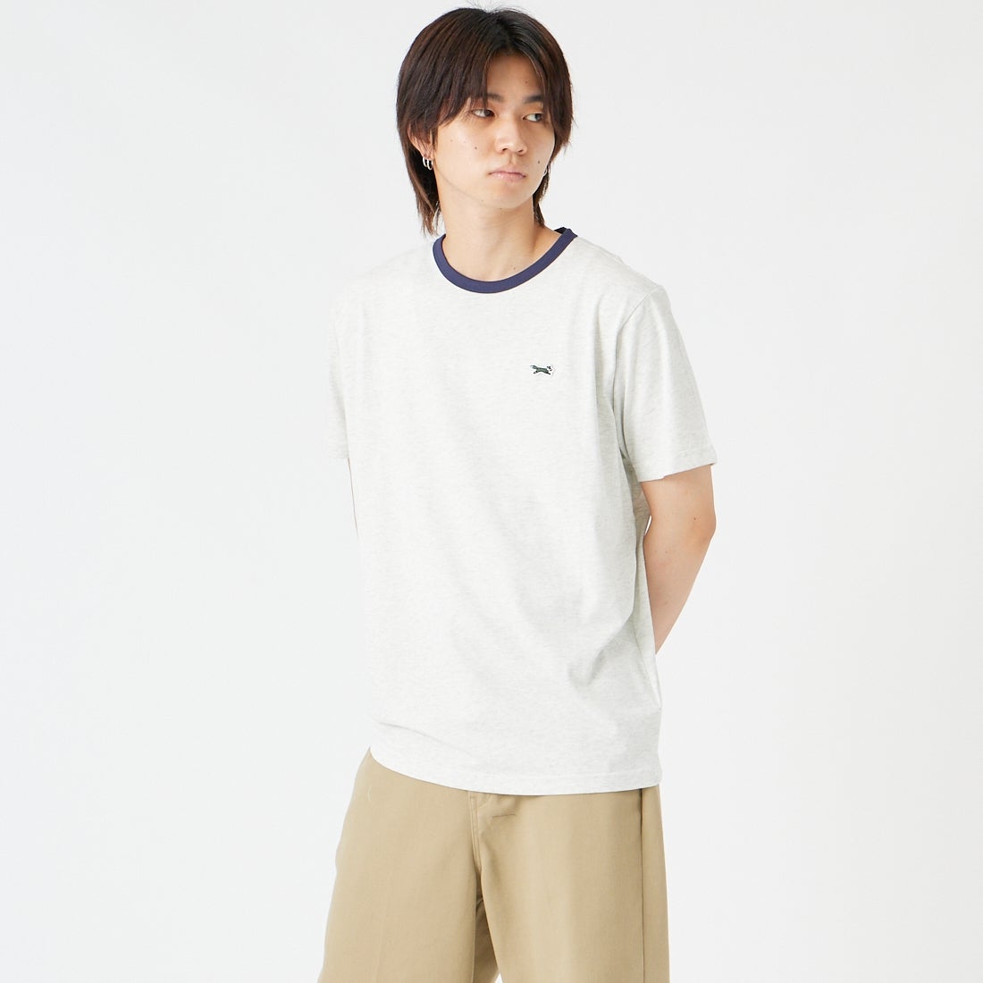 THE FOX [ザフォックス] 別注 ワンポイントロゴワッペン リンガーTシャツ [JFU26SS-10-JF] ASH &&モデル身長：177cm 着用サイズ：M&&