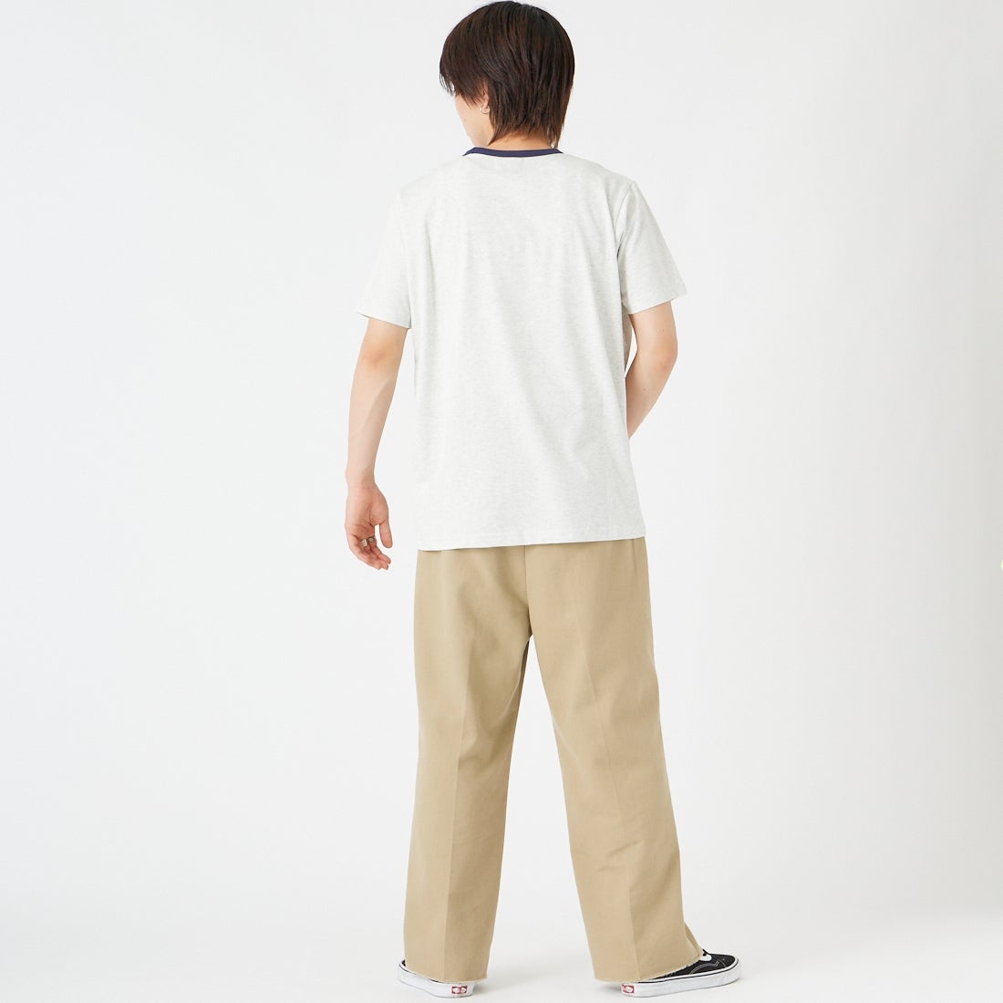THE FOX [ザフォックス] 別注 ワンポイントロゴワッペン リンガーTシャツ [JFU26SS-10-JF] ASH &&モデル身長：177cm 着用サイズ：M&&