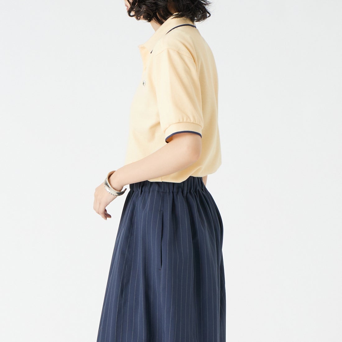THE FOX [ザフォックス] 別注 ワンポイントロゴ ティップラインポロシャツ [JFU26SS-09-JF] ECRU &&モデル身長：162cm 着用サイズ：S&&