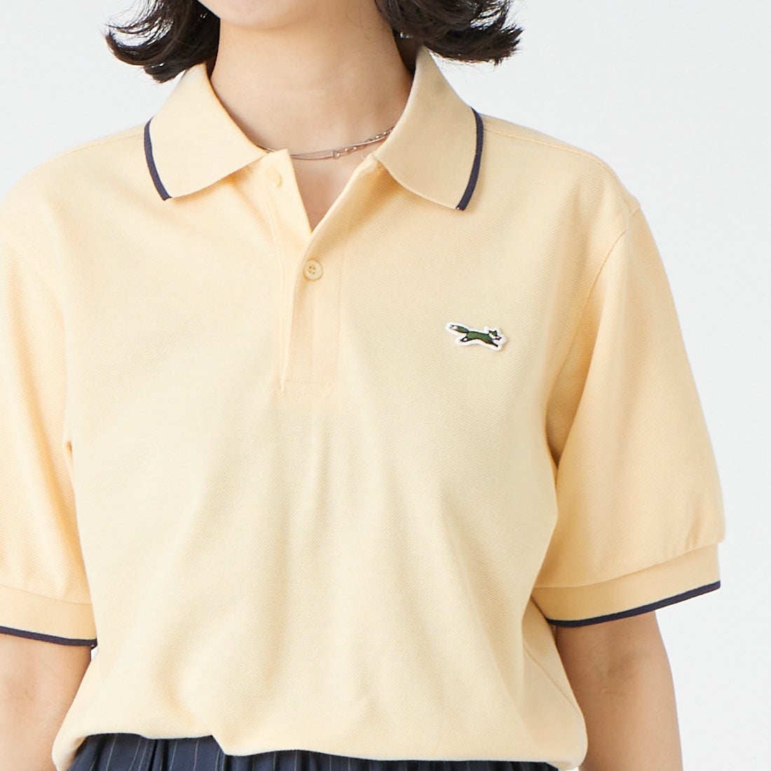 THE FOX [ザフォックス] 別注 ワンポイントロゴ ティップラインポロシャツ [JFU26SS-09-JF] ECRU &&モデル身長：162cm 着用サイズ：S&&