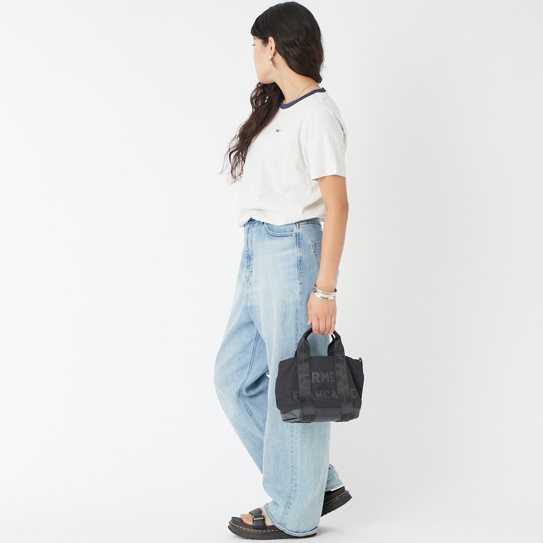 THE FOX [ザフォックス] 別注 ワンポイントロゴワッペン リンガーTシャツ [JFU26SS-10-JF] ASH &&モデル身長：162cm 着用サイズ：XS&&