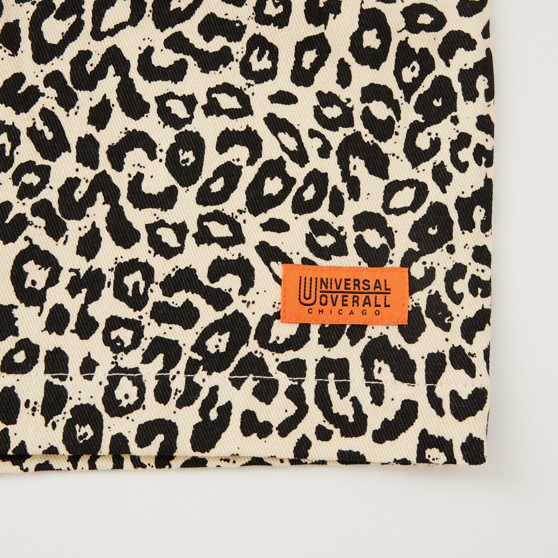 UNIVERSAL OVERALL [ユニバーサルオーバーオール] 別注 シェフショーツ [U2611657IN-JF] LEOPARD WH