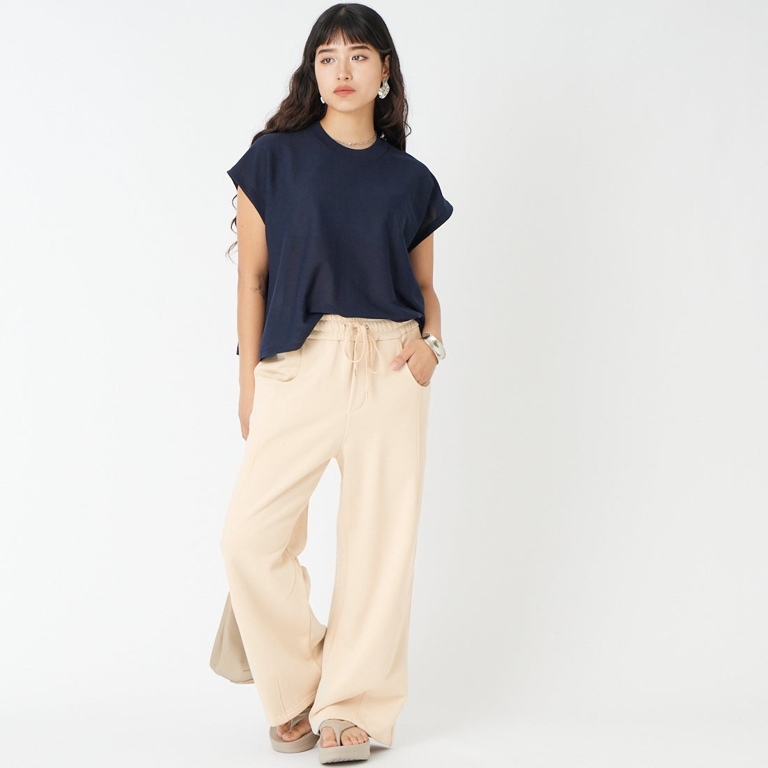 Noir Fabrik [ヌワールファブリック] スウェットパンツ [CE1-011] BEIGE &&モデル身長：162cm 着用サイズ：F&&