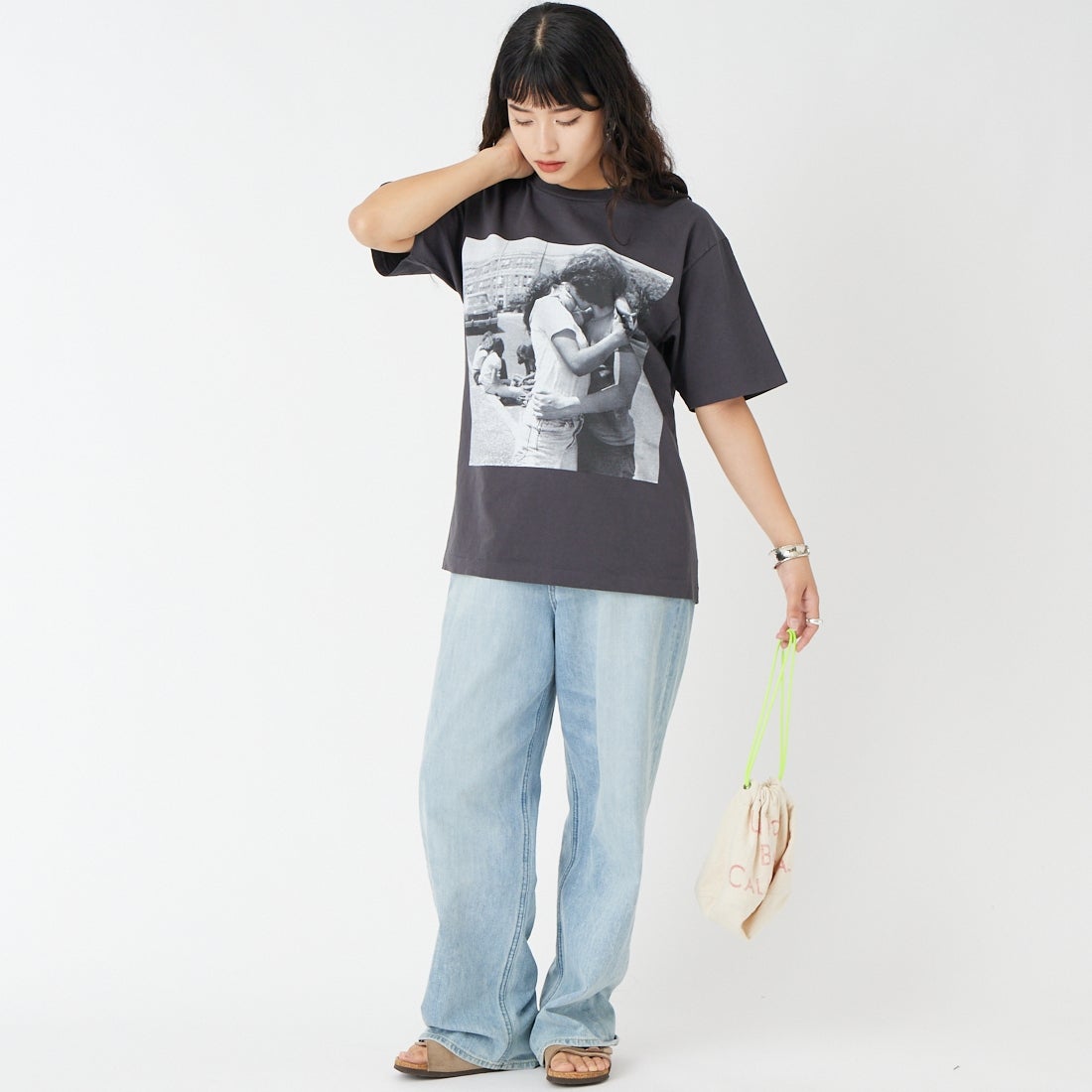WALLA WALLA SPORT [ワラワラスポーツ] ショートスリーブ フォトプリント丸胴Tシャツ [PRINTABLE-TUBE-TEE] KISS &&モデル身長：162cm 着用サイズ：S&&