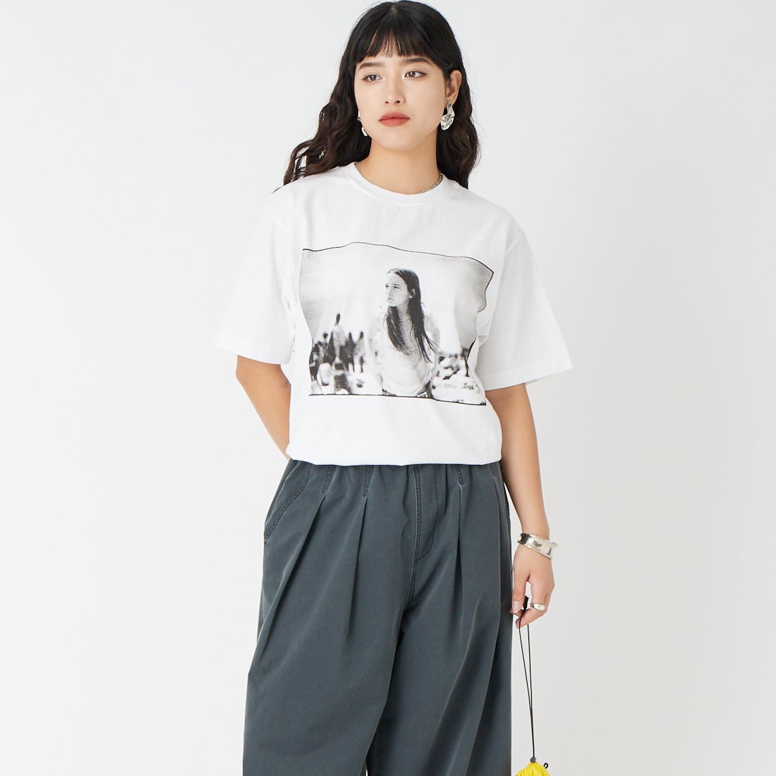 WALLA WALLA SPORT [ワラワラスポーツ] ショートスリーブ フォトプリント丸胴Tシャツ [PRINTABLE-TUBE-TEE] PRISCILLA &&モデル身長：162cm 着用サイズ：S&&