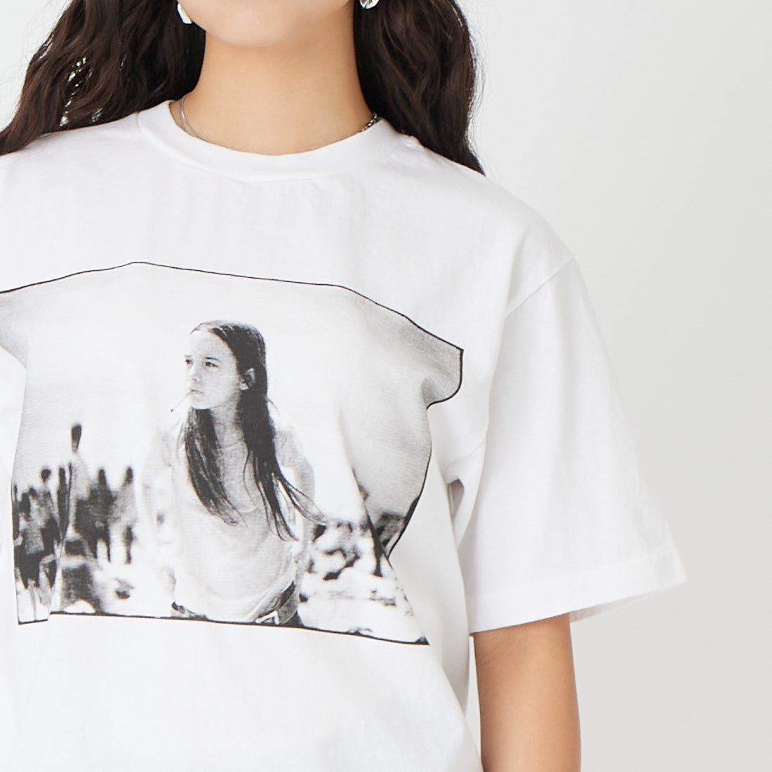 WALLA WALLA SPORT [ワラワラスポーツ] ショートスリーブ フォトプリント丸胴Tシャツ [PRINTABLE-TUBE-TEE] PRISCILLA &&モデル身長：162cm 着用サイズ：S&&