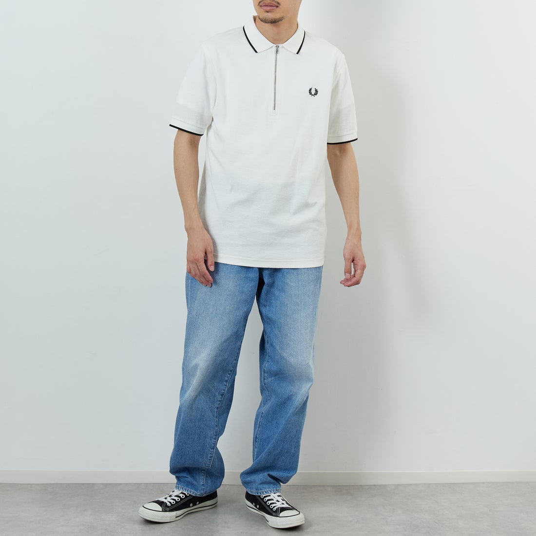 FRED PERRY [フレッドペリー] クレープピケポロシャツ [M2480] 129 SNOW W &&モデル身長：168cm 着用サイズ：M&&