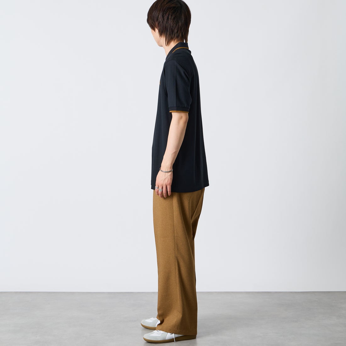 FRED PERRY [フレッドペリー] クレープピケポロシャツ [M2480] 102 BLACK &&モデル身長：177cm 着用サイズ：L&&