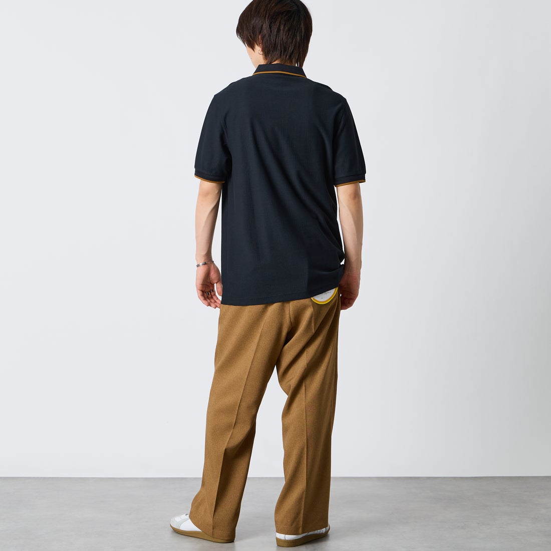 FRED PERRY [フレッドペリー] クレープピケポロシャツ [M2480] 102 BLACK &&モデル身長：177cm 着用サイズ：L&&