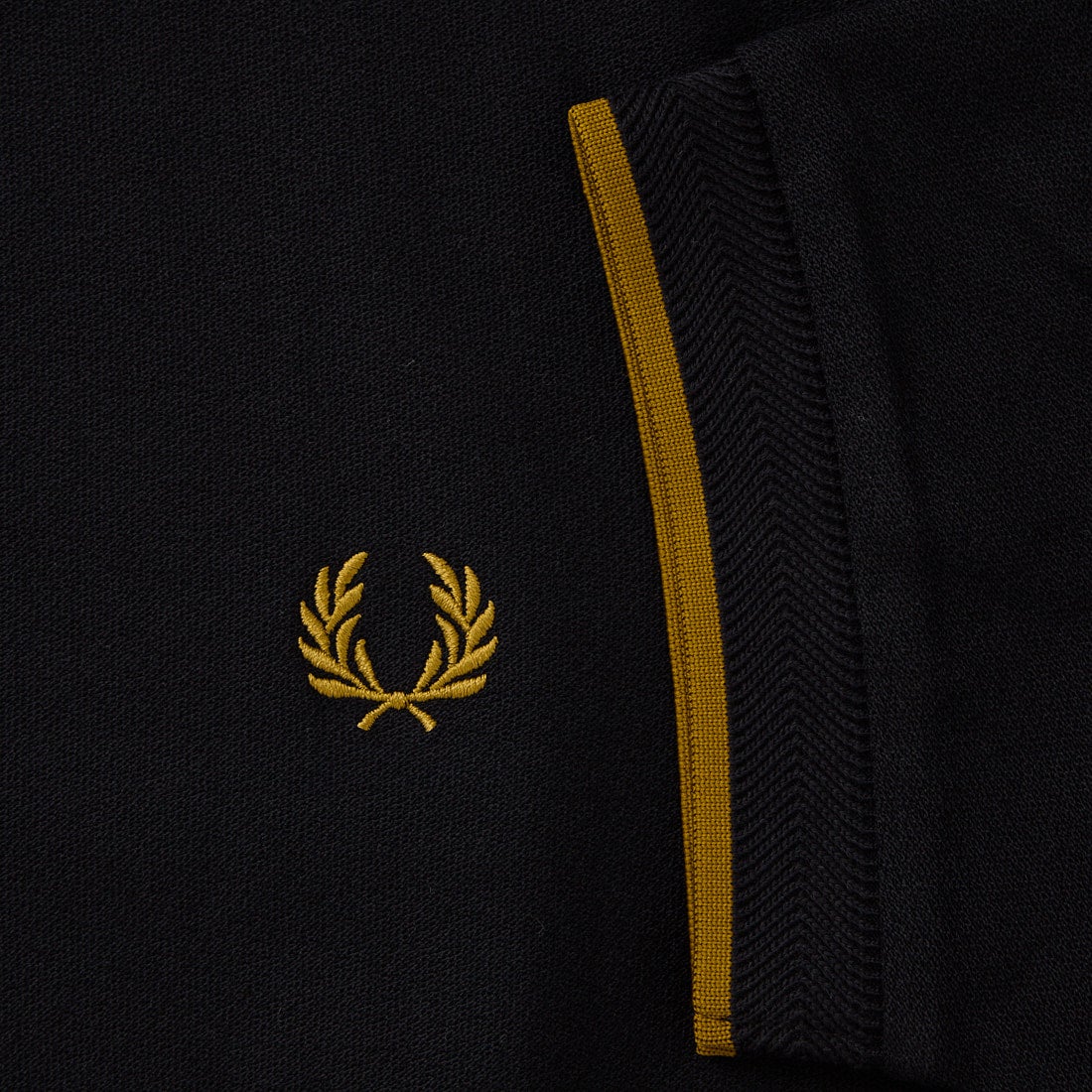 FRED PERRY [フレッドペリー] クレープピケポロシャツ [M2480] 102 BLACK