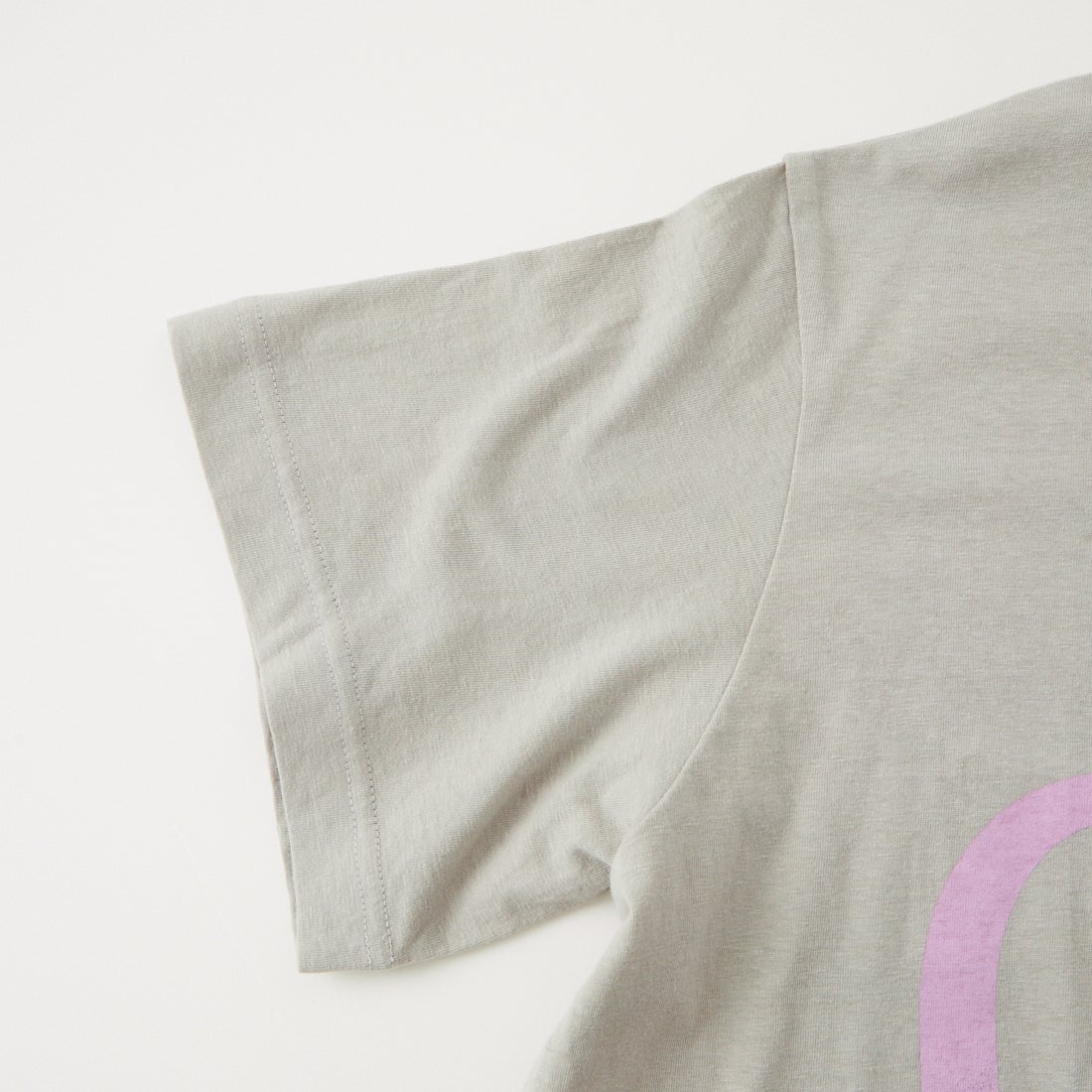 tumugu: [ツムグ] ラフィ天竺 プリントTシャツ [TC26202] 80 L.GRAY