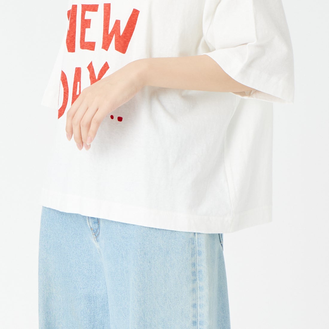 tumugu: [ツムグ] ラフィ天竺 プリントTシャツ [TC26203] 02 OFF &&モデル身長：162cm 着用サイズ：F&&