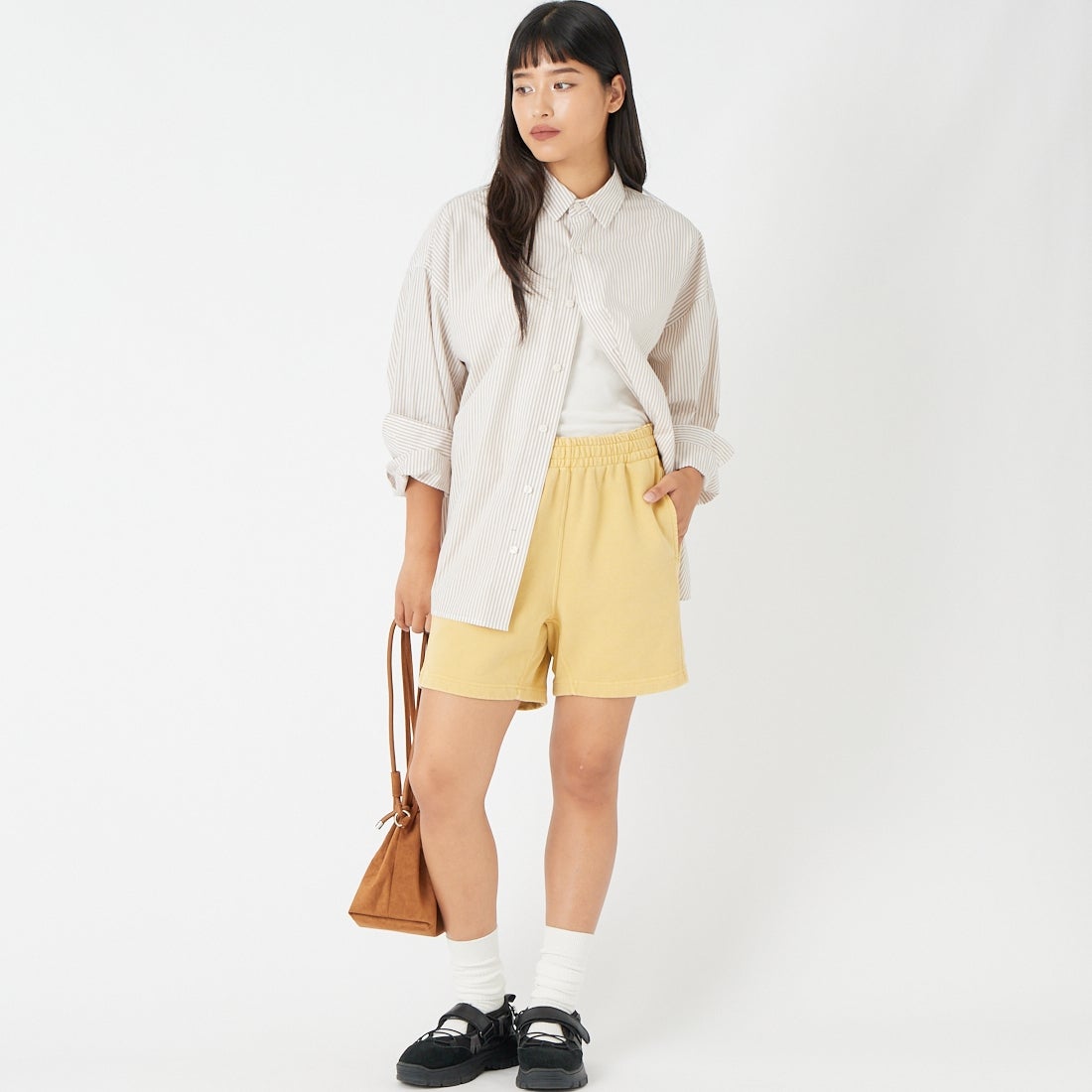 REMI RELIEF [レミレリーフ] SP加工裏毛ショーツ [RN3036SDQ] YELLOW &&モデル身長：162cm 着用サイズ：S&&