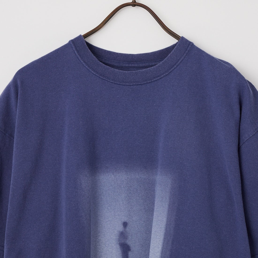 Name. [ネーム] WE ARE ALL ALONE ルーズフィットプリントTシャツ [NMCU-058] BLUE