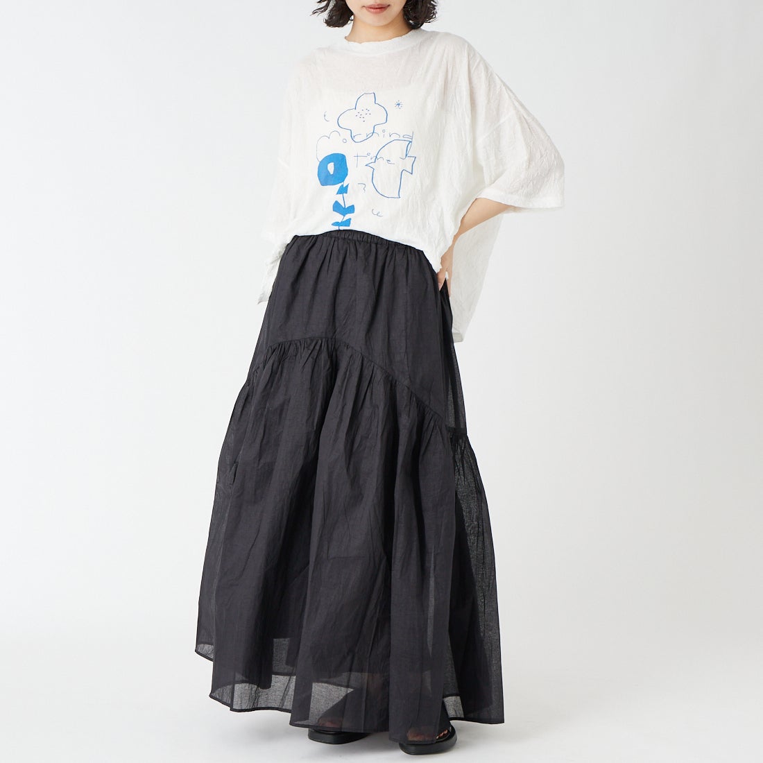 tumugu: [ツムグ] ワッシャーライト プリントTシャツ [TC26209] 02 OFF &&モデル身長：162cm 着用サイズ：F&&