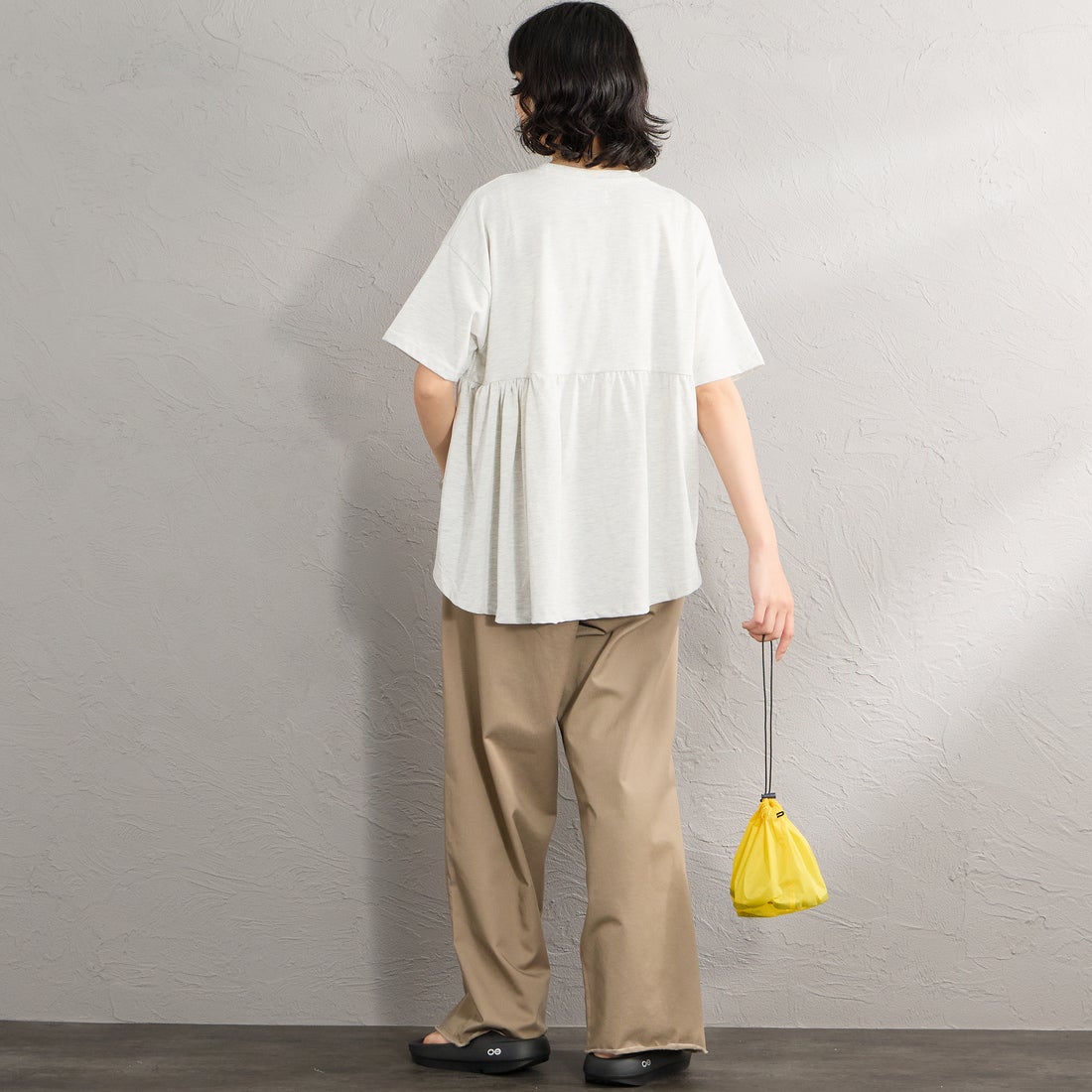 THE FOX [ザフォックス] 別注 ワンポイントロゴ ギャザー切替カットソー [JFL26SS-07-JF] ASH &&モデル身長：162cm 着用サイズ：F&&