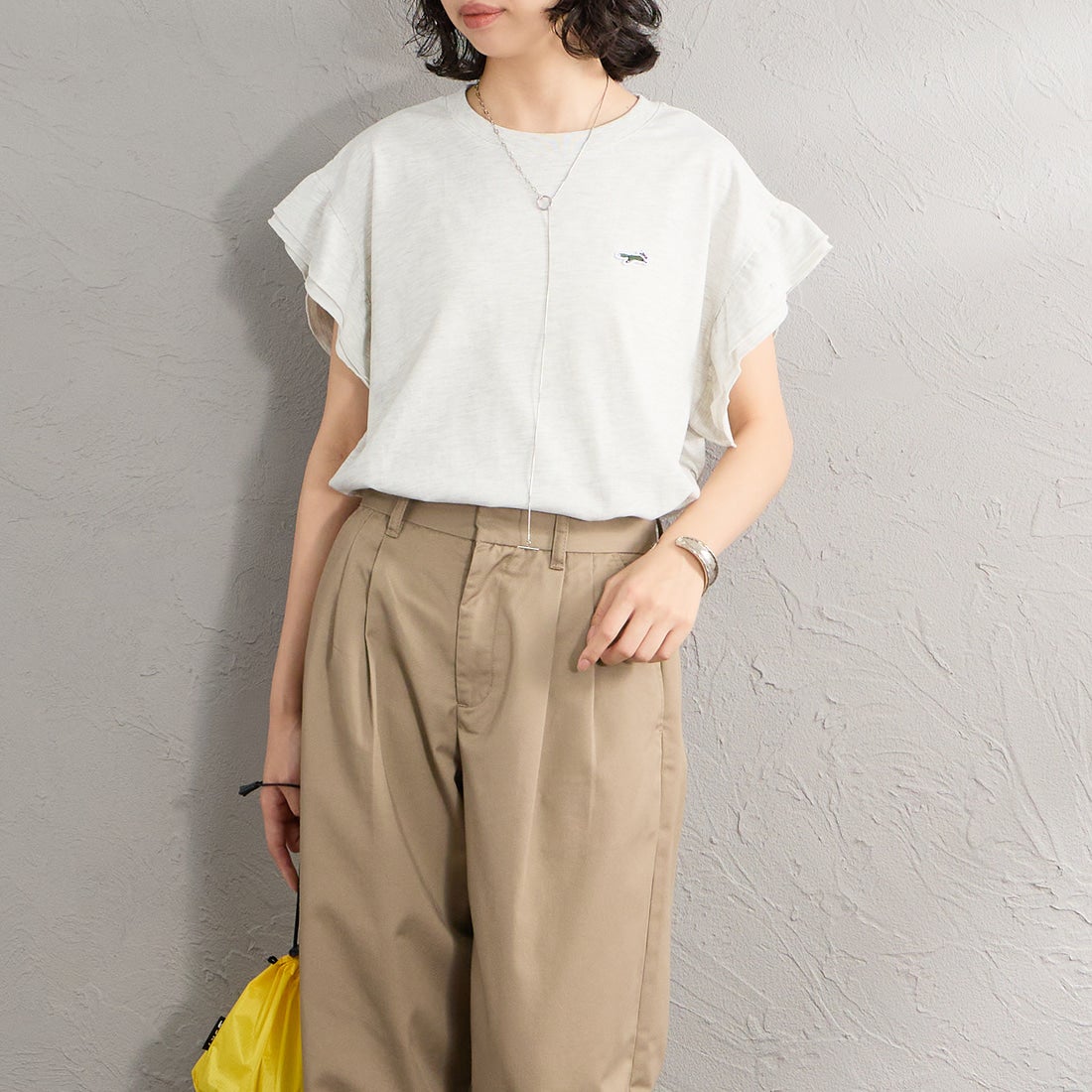 THE FOX [ザフォックス] 別注 ワンポイントロゴ 袖フリルカットソー [JFL26SS-08-JF] ASH &&モデル身長：162cm 着用サイズ：F&&