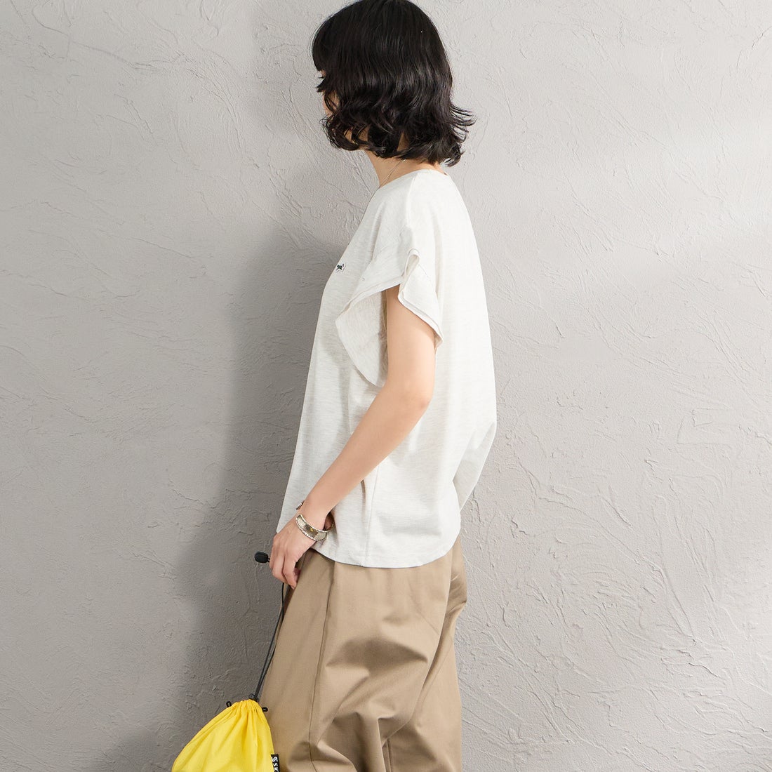THE FOX [ザフォックス] 別注 ワンポイントロゴ 袖フリルカットソー [JFL26SS-08-JF] ASH &&モデル身長：162cm 着用サイズ：F&&