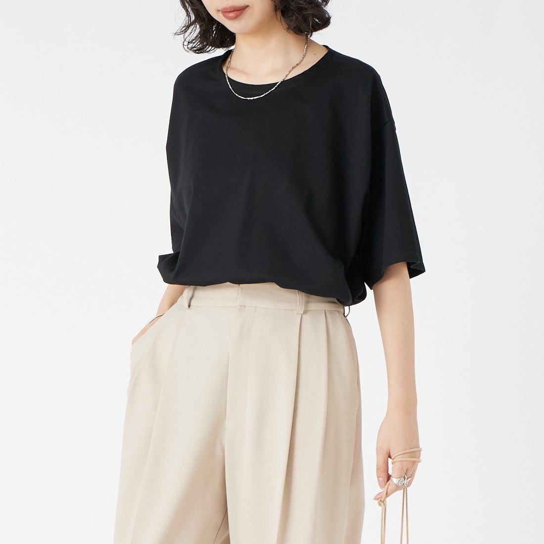 BLACK&&モデル身長：162cm 着用サイズ：F&&