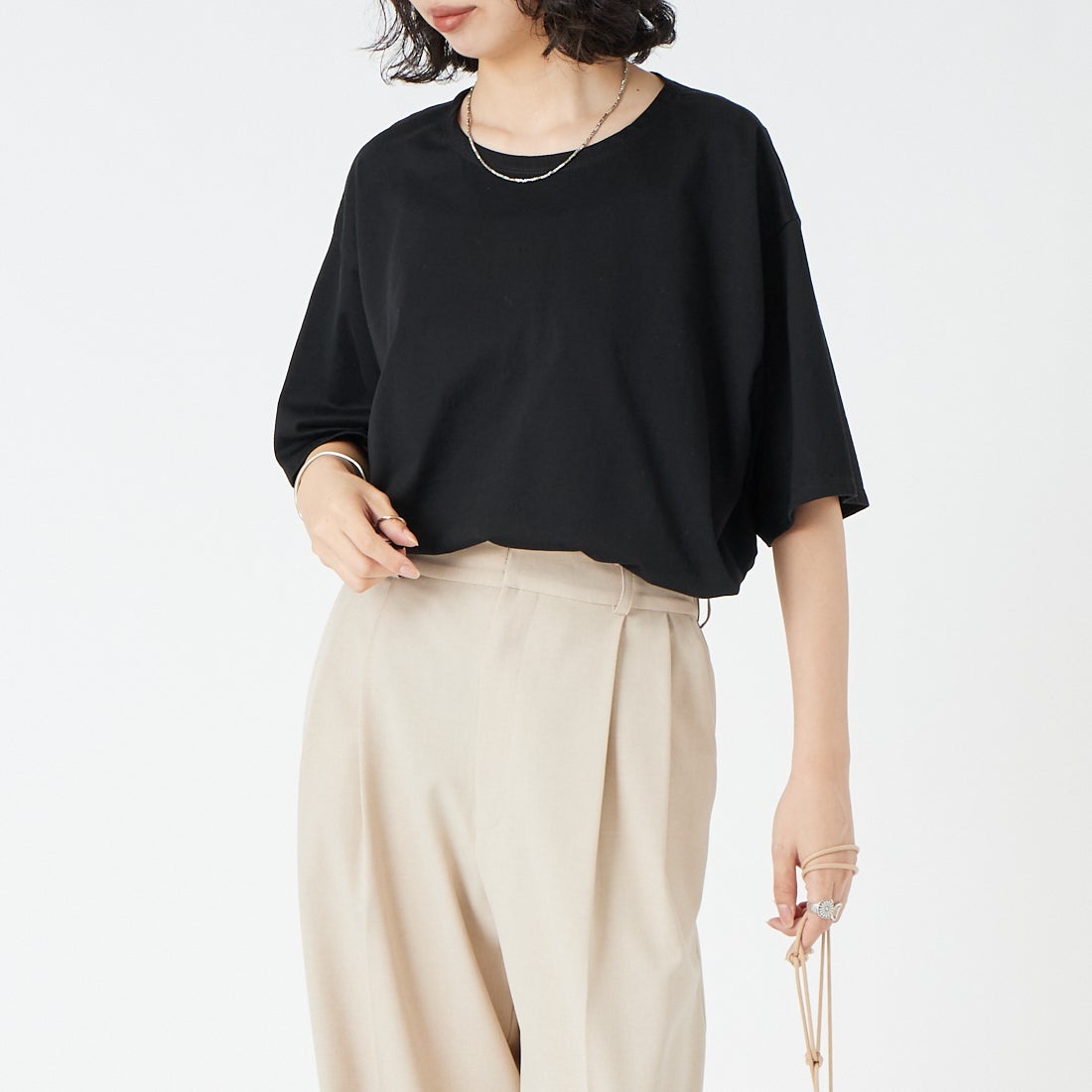 Commencement [コメンスメント] Aライン ショートスリーブTシャツ [C-327] BLACK &&モデル身長：162cm 着用サイズ：F&&
