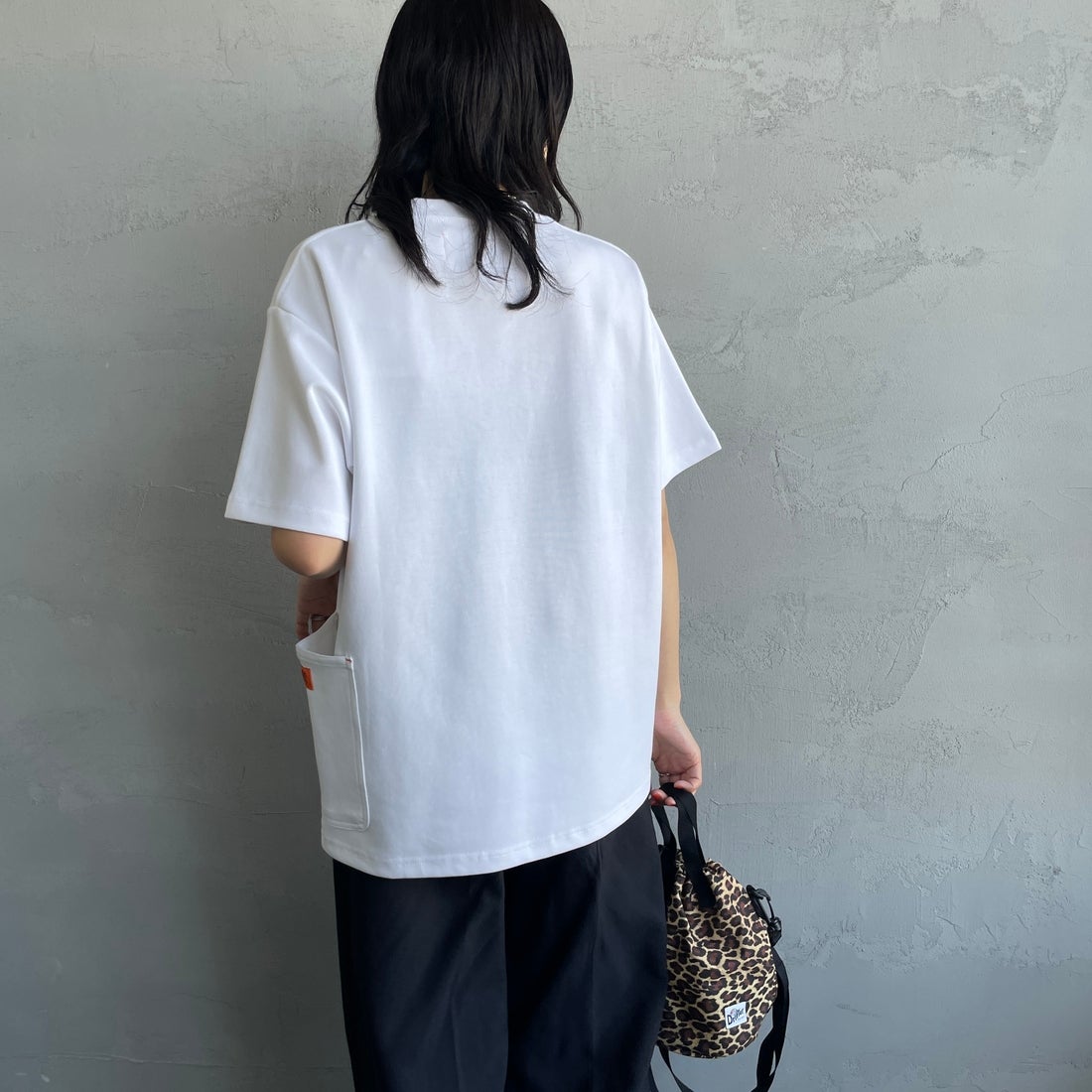 UNIVERSAL OVERALL [ユニバーサルオーバーオール] 別注 ポンチカバーオールTシャツ [U2611279IN-JF] OFF WHITE &&モデル身長：160cm 着用サイズ：S&&