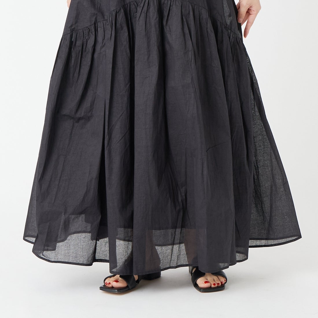 Jeans Factory Clothes [ジーンズファクトリークローズ] コットンオーガンジーギャザースカート [25651-MN] BLACK &&モデル身長：162cm 着用サイズ：F&&