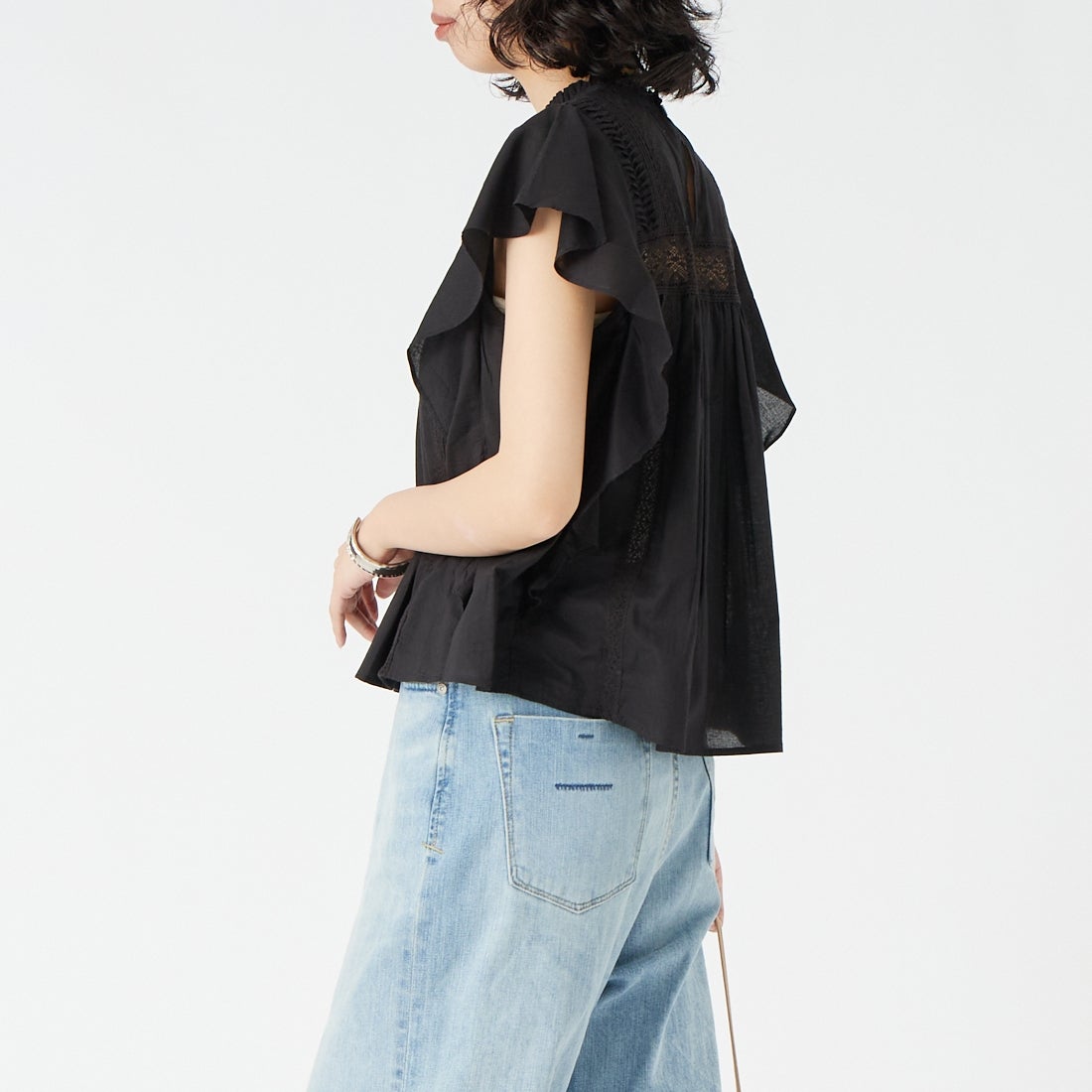 Jeans Factory Clothes [ジーンズファクトリークローズ] コットンフリルブラウス [25588-BJ] BLACK &&モデル身長：162cm 着用サイズ：F&&