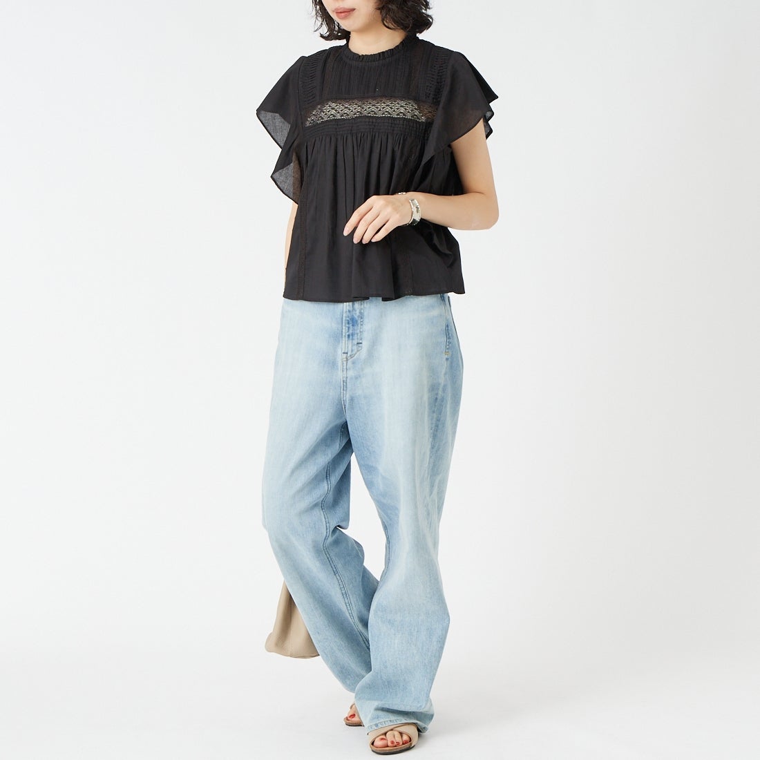 Jeans Factory Clothes [ジーンズファクトリークローズ] コットンフリルブラウス [25588-BJ] BLACK &&モデル身長：162cm 着用サイズ：F&&