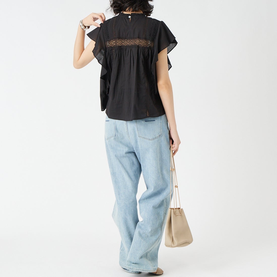 Jeans Factory Clothes [ジーンズファクトリークローズ] コットンフリルブラウス [25588-BJ] BLACK &&モデル身長：162cm 着用サイズ：F&&