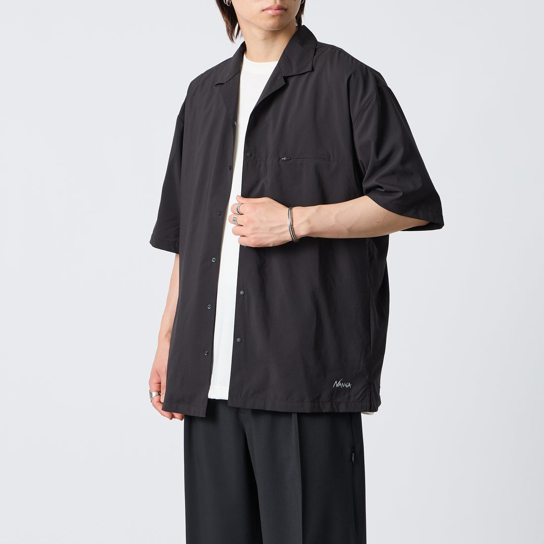 NANGA [ナンガ] PLC エクスカーション ショートスリーブシャツ [N2610-1J120A] BLK &&モデル身長：177cm 着用サイズ：L&&