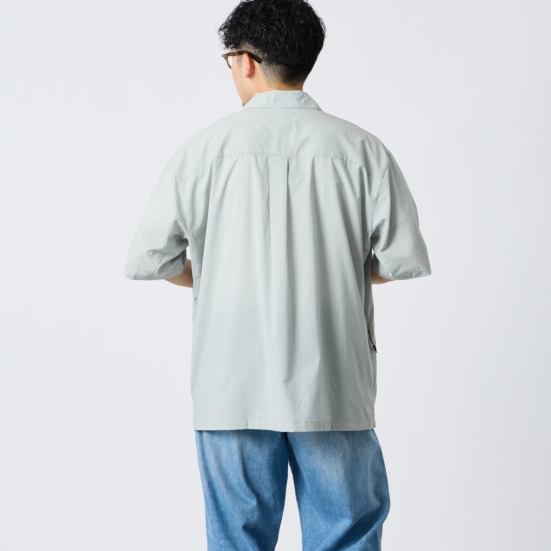 NANGA [ナンガ] PLC エクスカーション ショートスリーブシャツ [N2610-1J120A] I.GRY &&モデル身長：168cm 着用サイズ：M&&