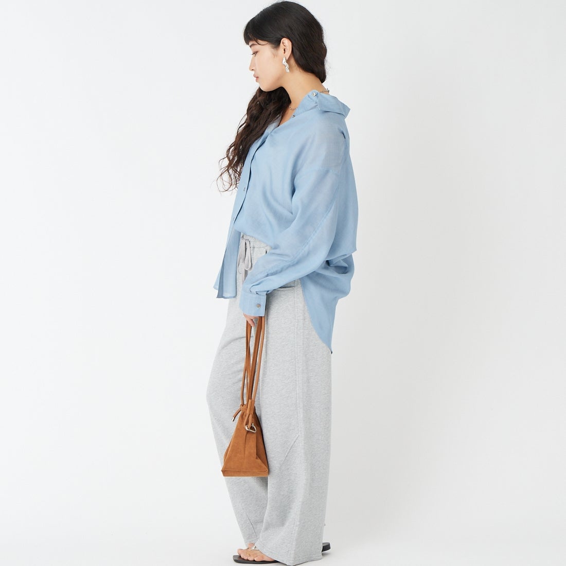 Jeans Factory Clothes [ジーンズファクトリークローズ] シアーデニムシャツ [25BL-191] ﾌﾞﾙｰ &&モデル身長：162cm 着用サイズ：F&&