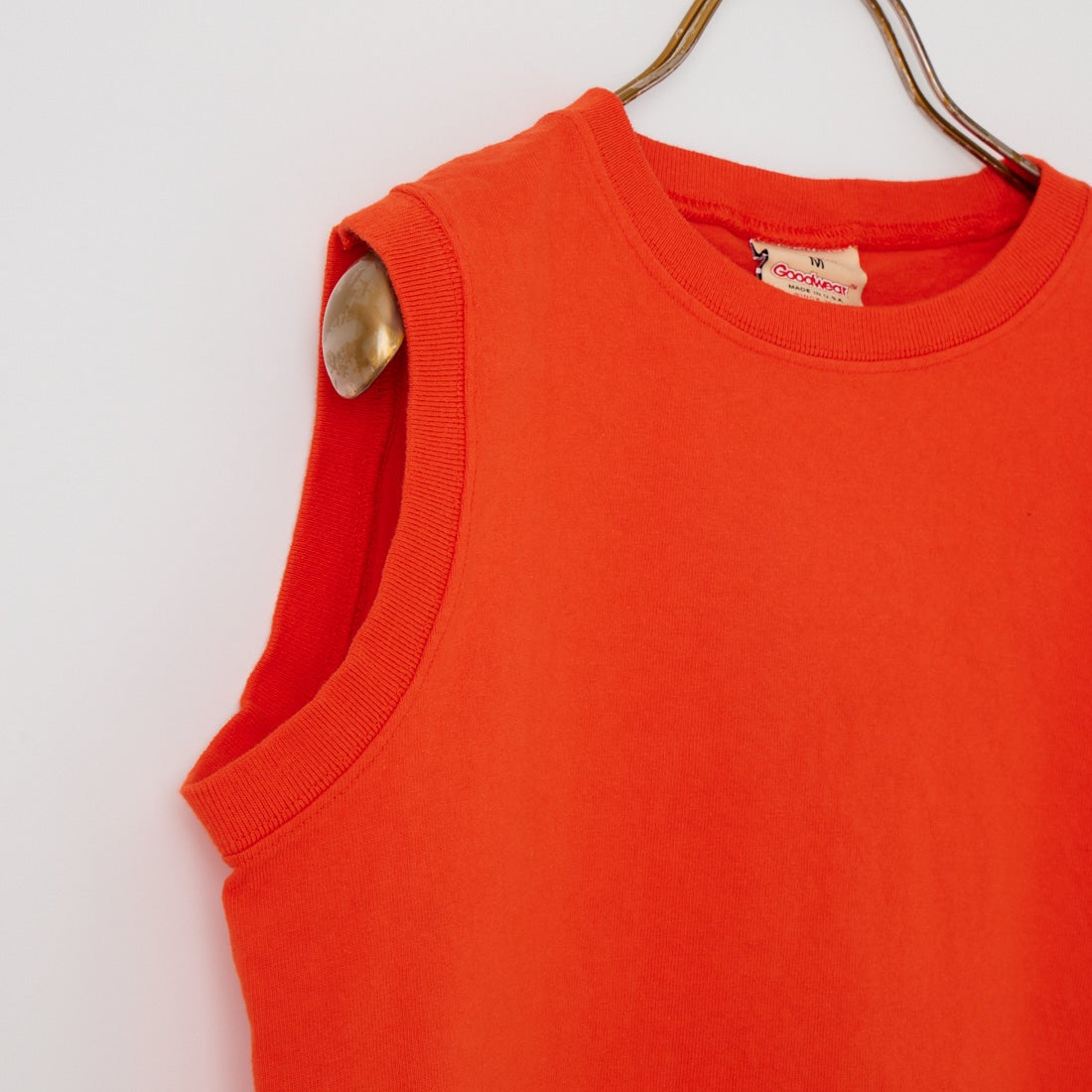 Goodwear [グッドウェア] スリーブレストップス [SLEEVELESS-TOP] ORANGE PEE