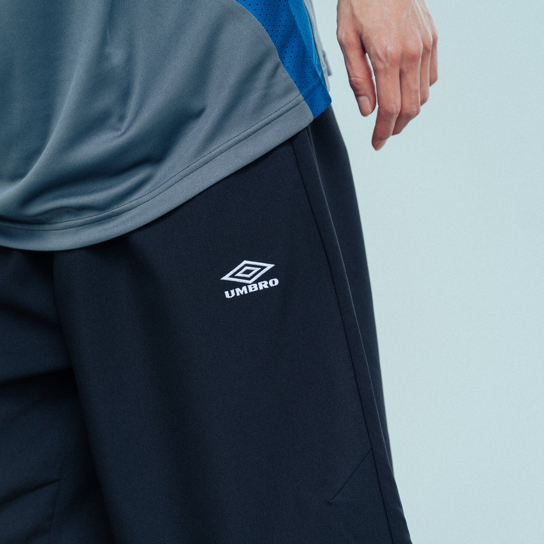 UMBRO [アンブロ] 別注 ワンポイント刺繍ロゴ バギーショートパンツ [17026S-PT01NK-JF] BLACK