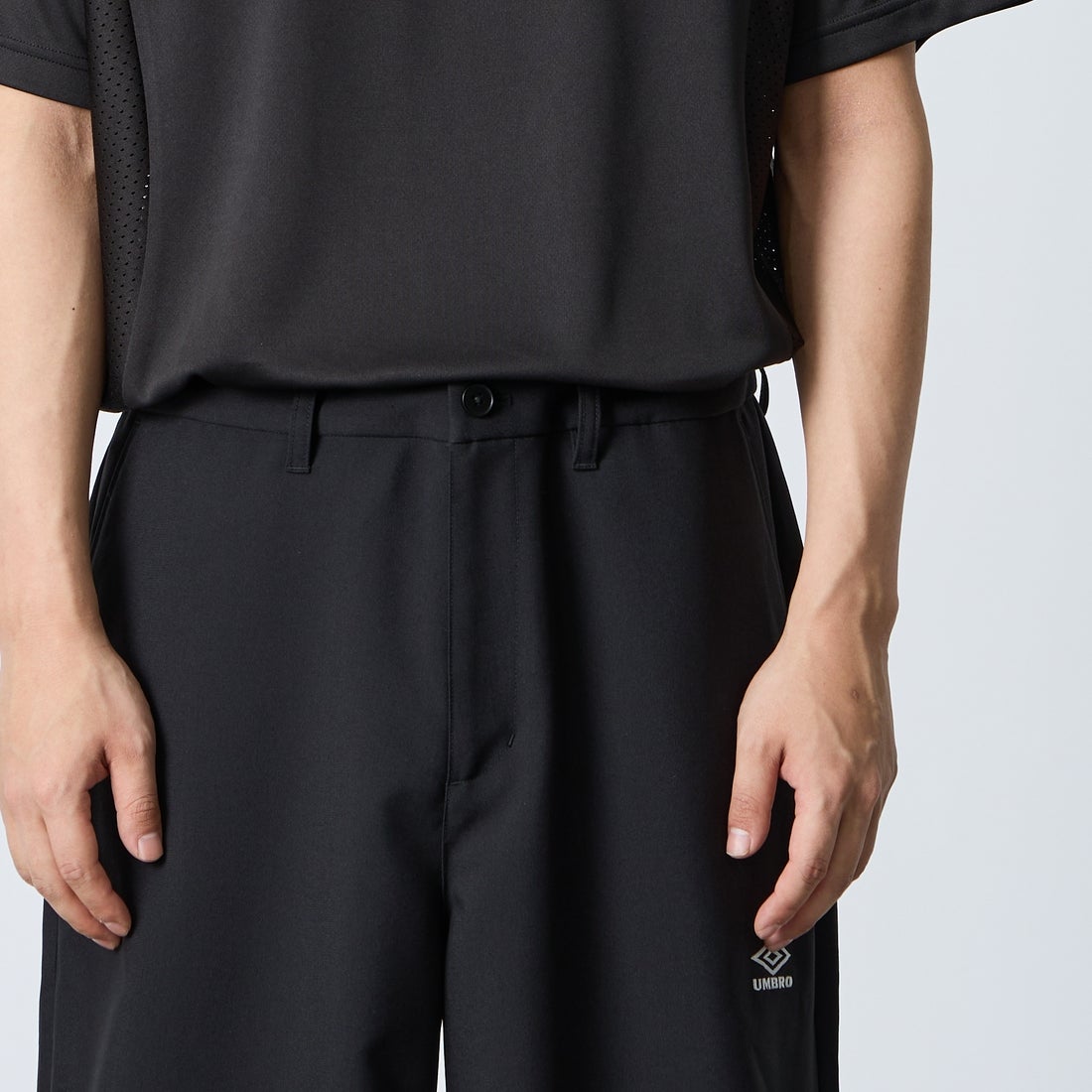 UMBRO [アンブロ] 別注 ワンポイント刺繍ロゴ バギーショートパンツ [17026S-PT01NK-JF] BLACK