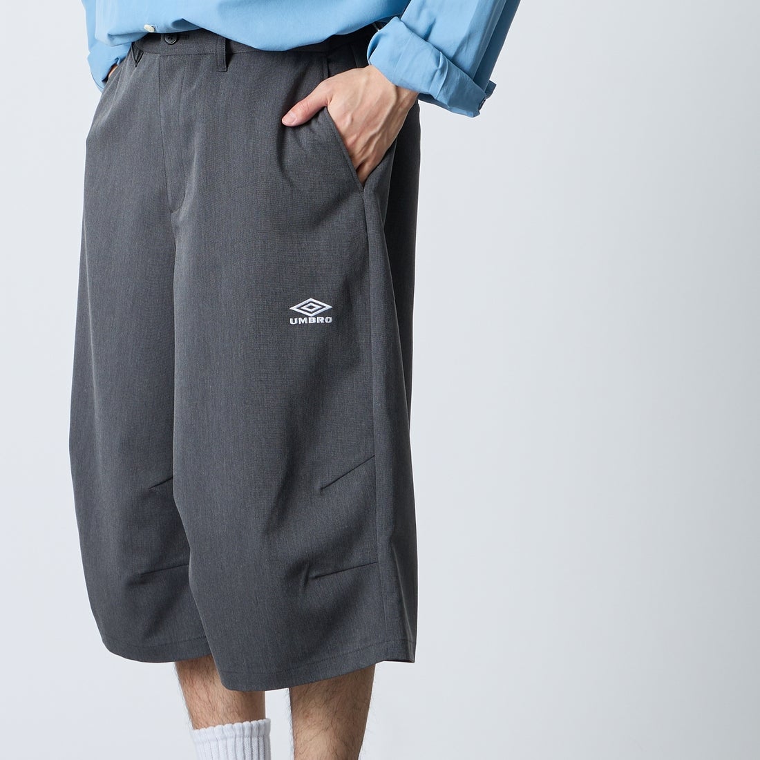 UMBRO [アンブロ] 別注 ワンポイント刺繍ロゴ バギーショートパンツ [17026S-PT01NK-JF] GRAY