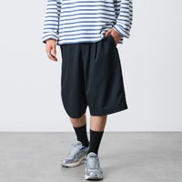 BLACK&&モデル身長：177cm 着用サイズ：L&&