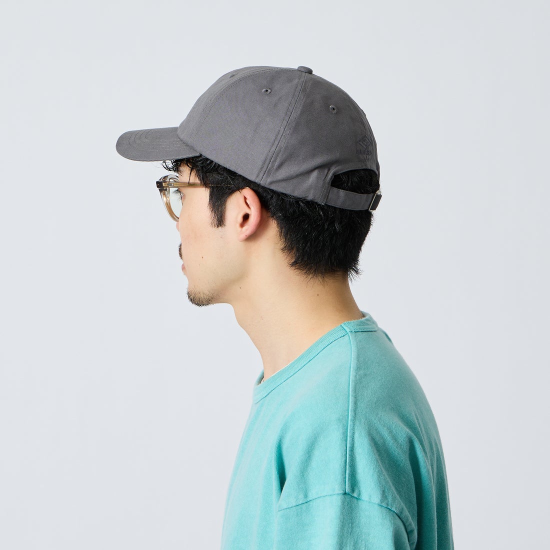 UMBRO [アンブロ] 別注 ワンポイント刺繍ロゴキャップ [SLG-05164-JF] 34 CHARCOA
