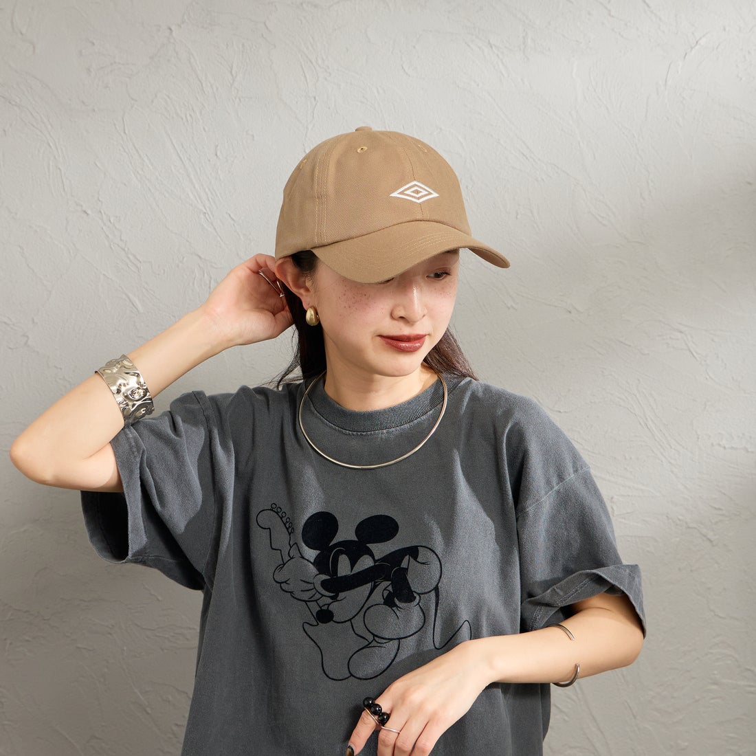 UMBRO [アンブロ] 別注 ワンポイント刺繍ロゴキャップ [SLG-05164-JF] 57 BEIGE
