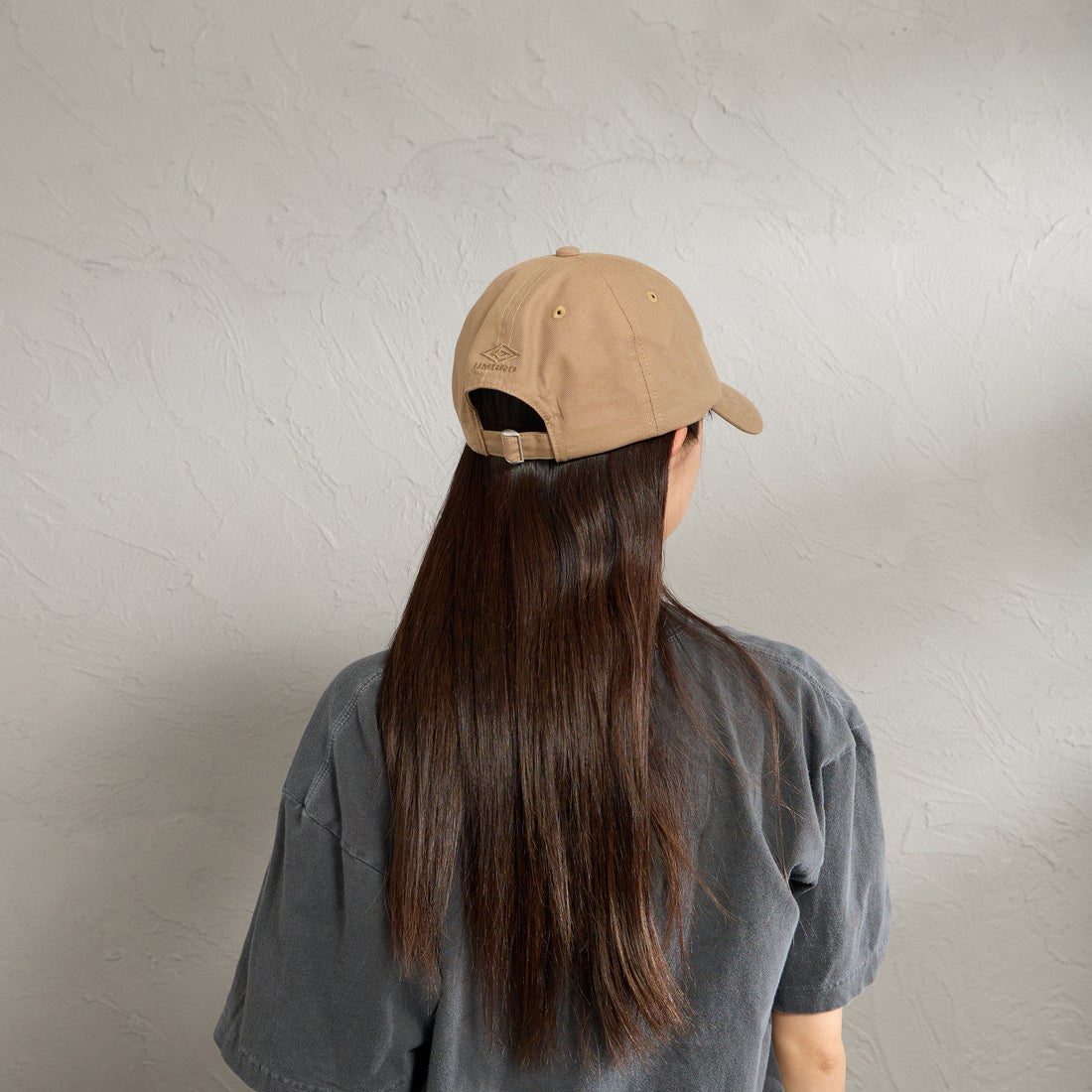 UMBRO [アンブロ] 別注 ワンポイント刺繍ロゴキャップ [SLG-05164-JF] 57 BEIGE