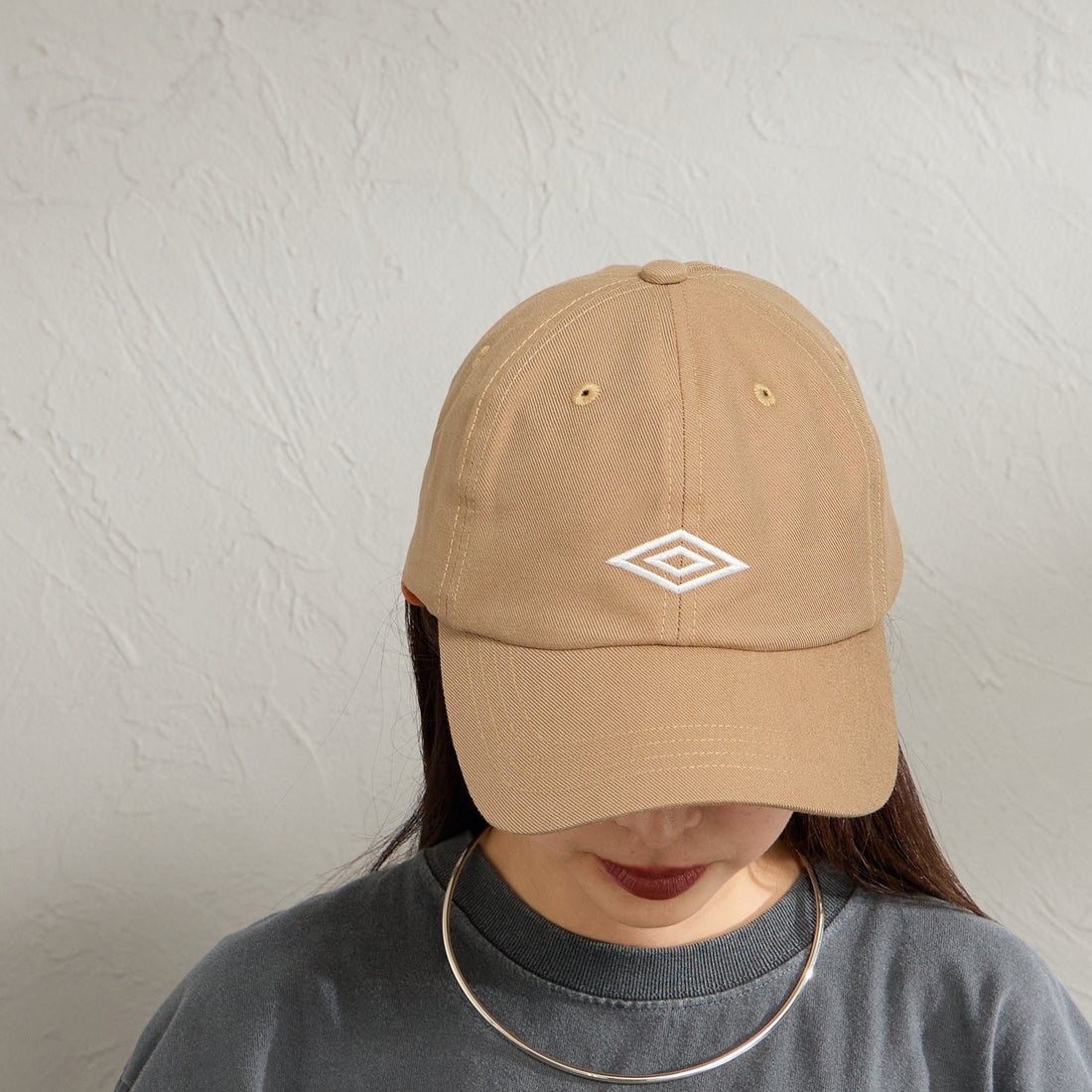 UMBRO [アンブロ] 別注 ワンポイント刺繍ロゴキャップ [SLG-05164-JF] 57 BEIGE