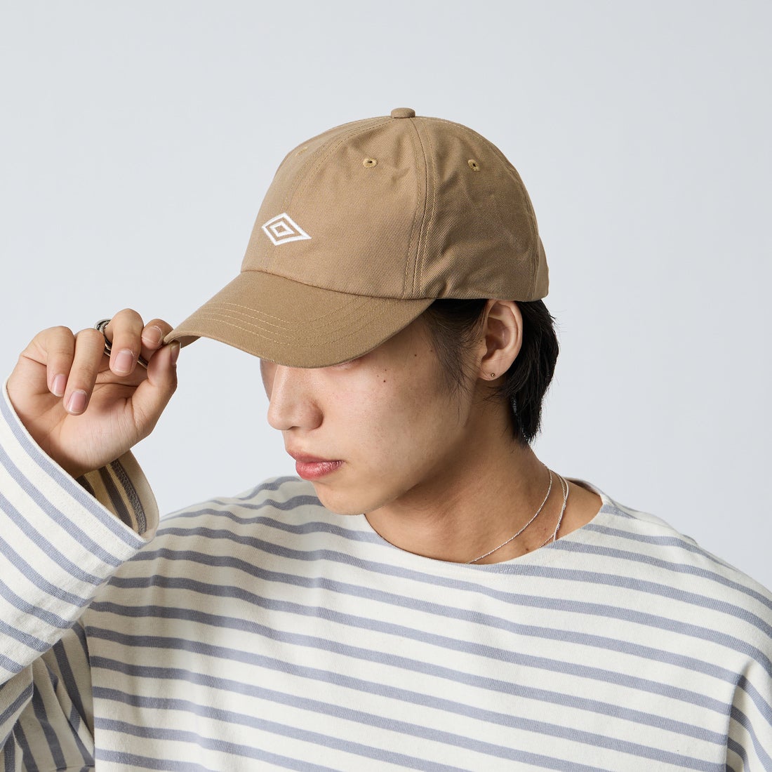 UMBRO [アンブロ] 別注 ワンポイント刺繍ロゴキャップ [SLG-05164-JF] 57 BEIGE