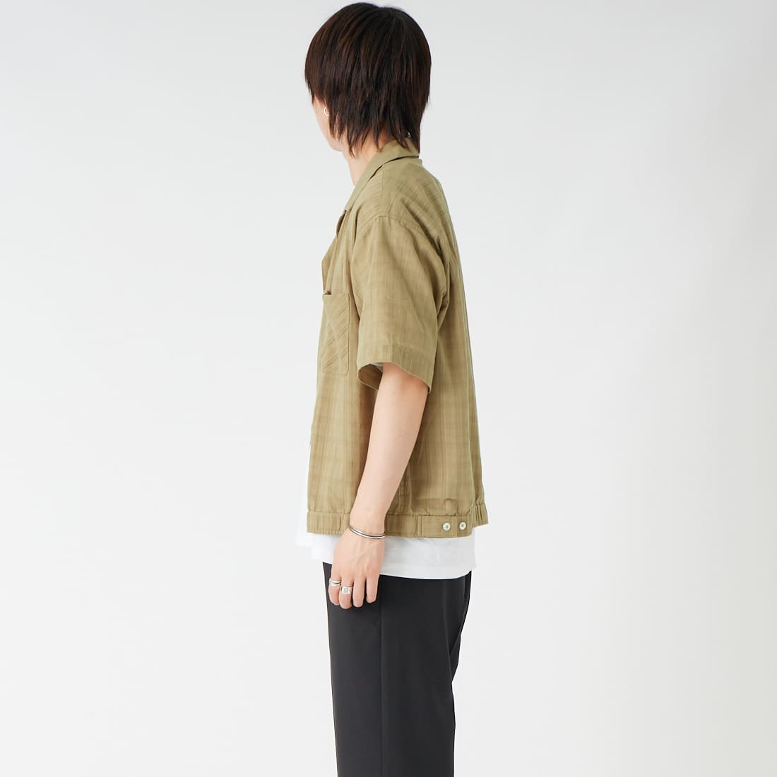 Jeans Factory Clothes [ジーンズファクトリークローズ] シアーエラスティックヘムオープンカラーシャツ [JFC-262-044] BEIGE &&モデル身長：177cm 着用サイズ：L&&