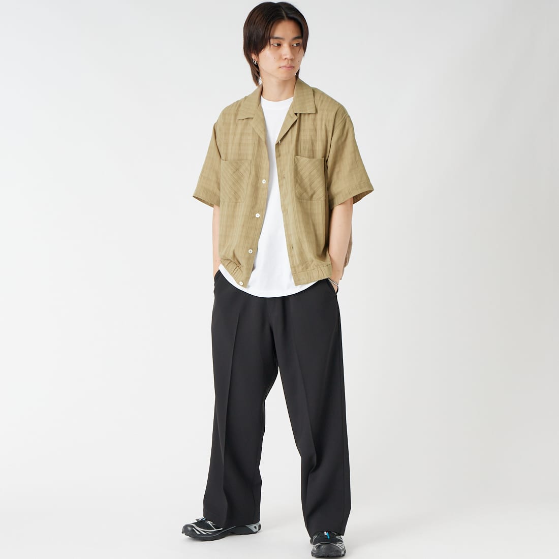Jeans Factory Clothes [ジーンズファクトリークローズ] シアーエラスティックヘムオープンカラーシャツ [JFC-262-044] BEIGE &&モデル身長：177cm 着用サイズ：L&&