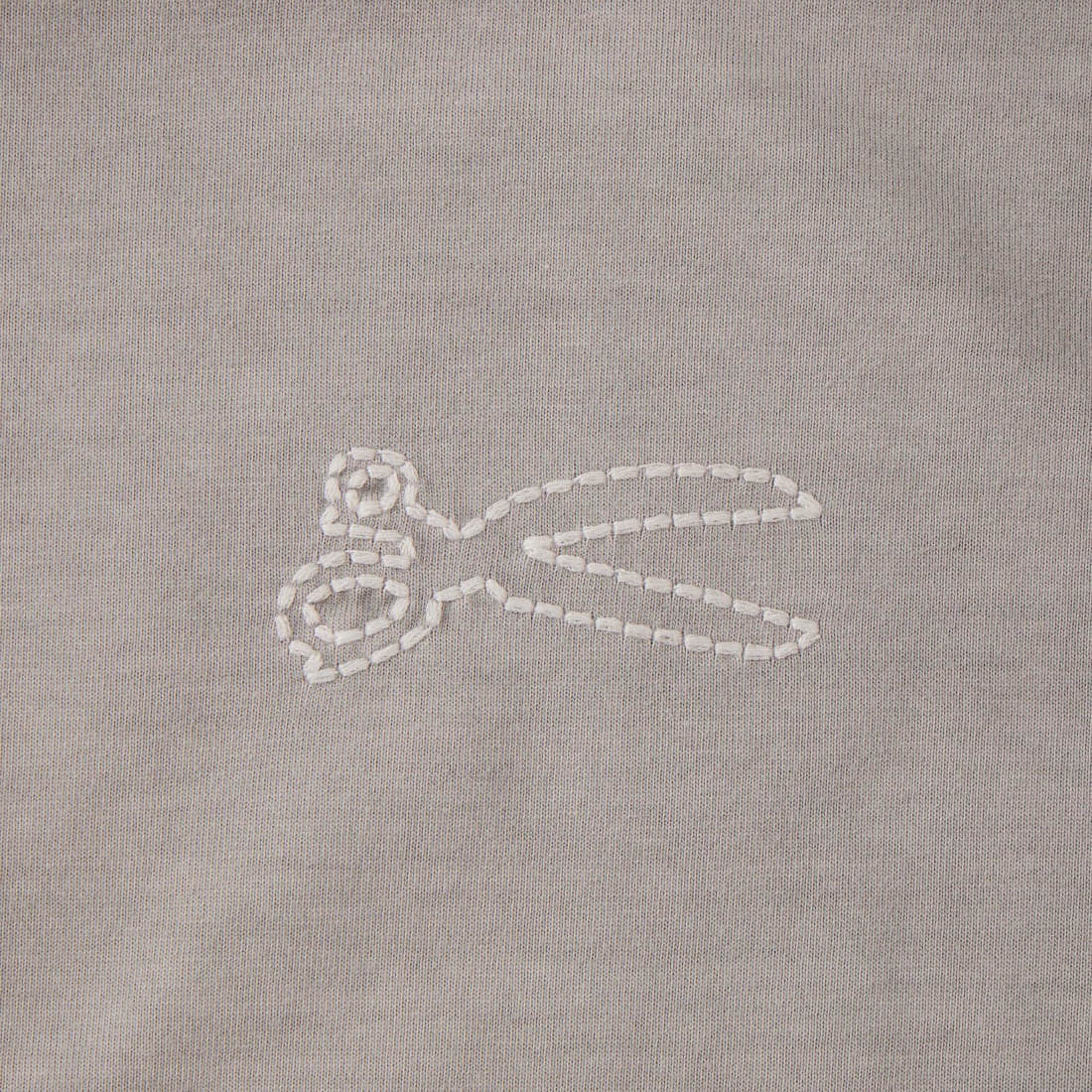 DENHAM [デンハム] チェーンステッチ ショートスリーブTシャツ [CHAIN-BULLITT-TEE] LT.GRAY